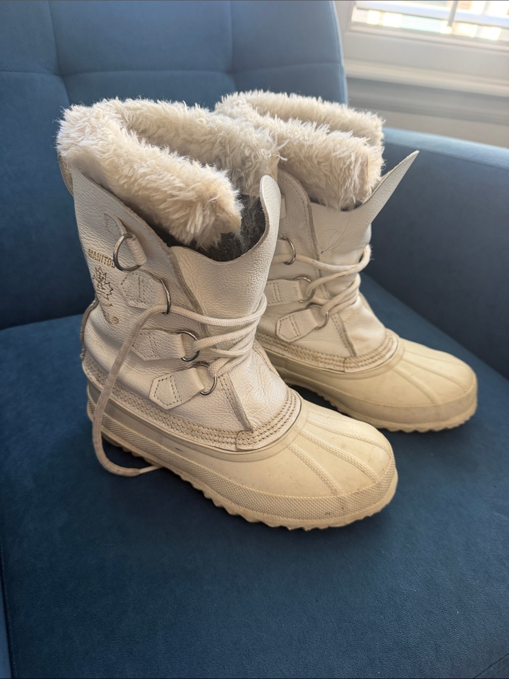 Women’s Sorel Cream Winter Snow Boots with Faux Fur Lining